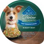 Blue Buffalo Delights Small Breed Filet Mignon Flavor in Hearty Gravy Wet Dog Food for Adult Dogs  Grain-Free  3.5 oz. Cup